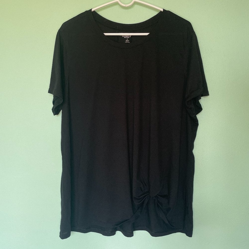 Black Old Navy Active Tee